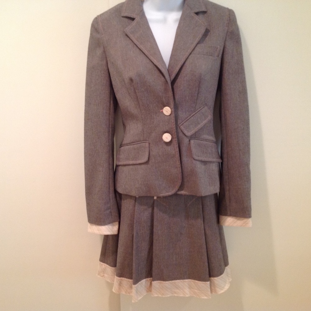SOLD-Phoebe 2 Piece Suit Size 2